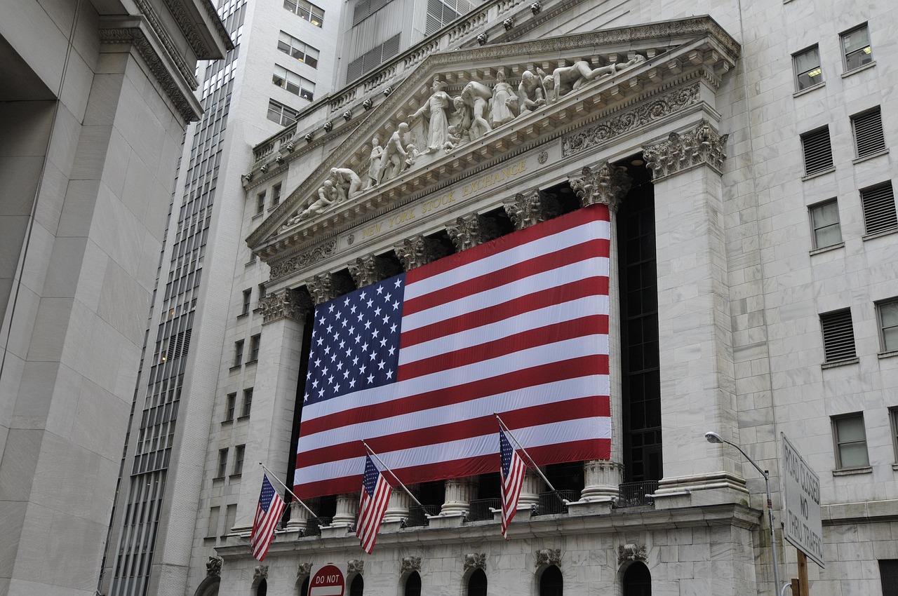 10 Best Performing US Stocks in 2025 So Far